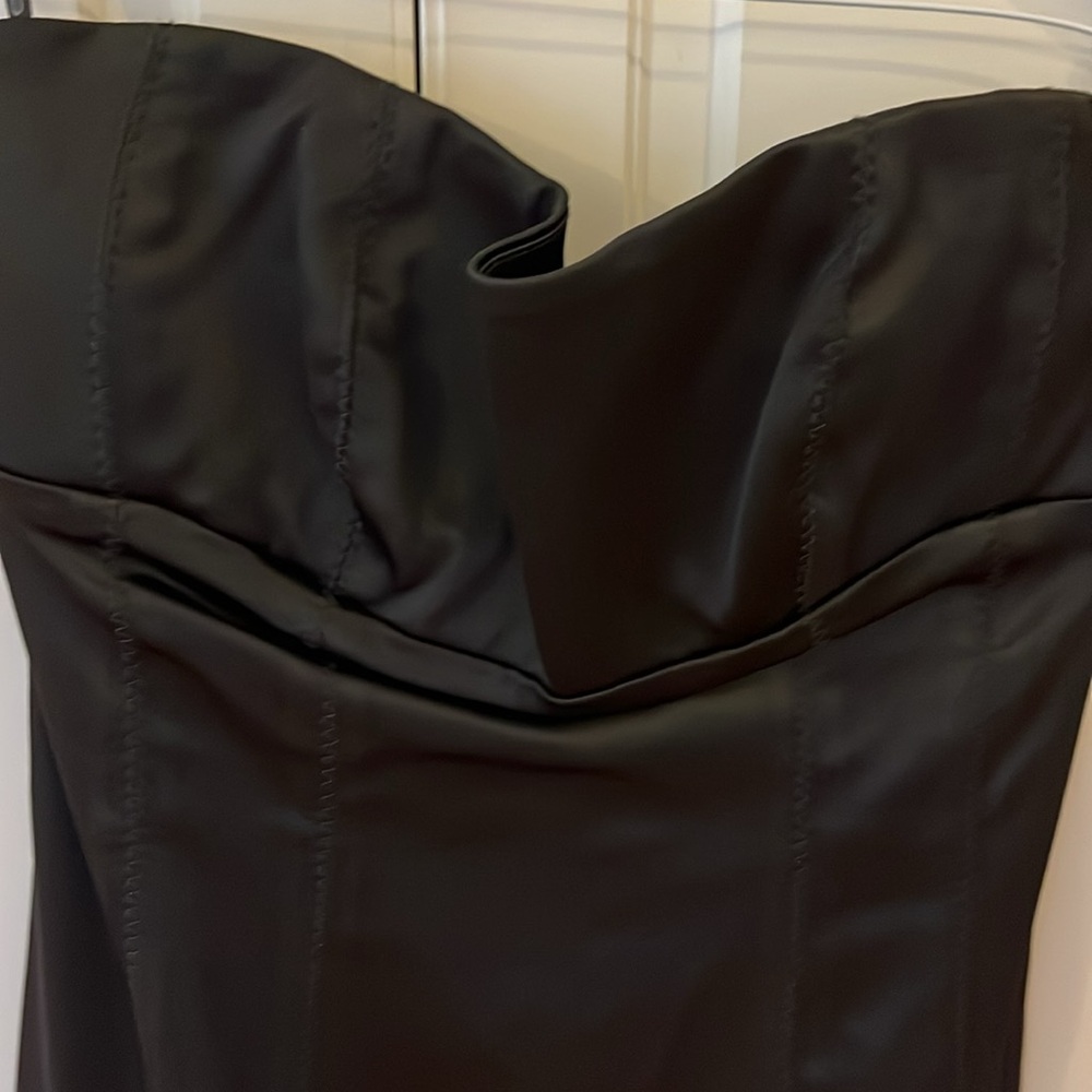 Bebe Strapless Black - image 4